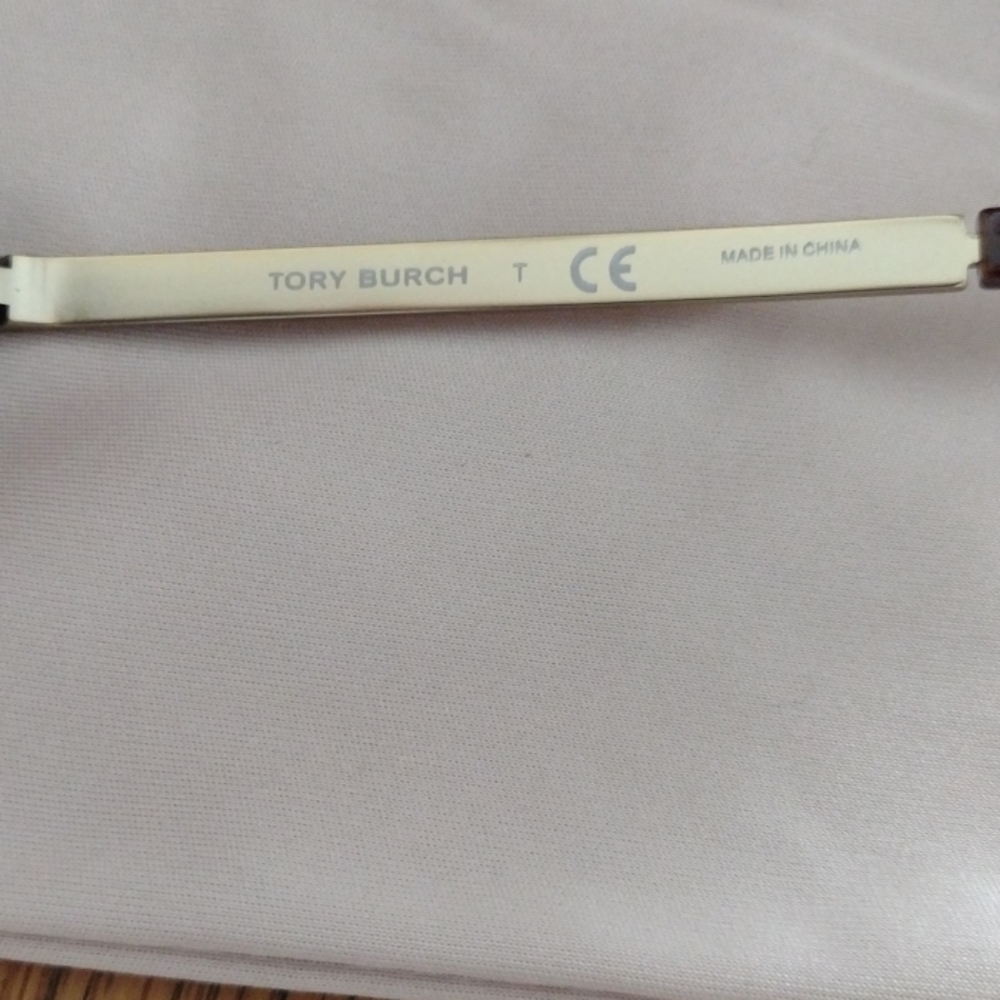 Tory Burch brown sunglasses NWT - Picture 4 of 5